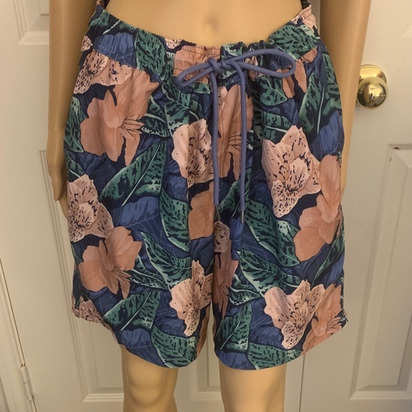 Men’s Floral Print Drawstring Shorts, side pockets, back zipper pocket Size L - Picture 1 of 5